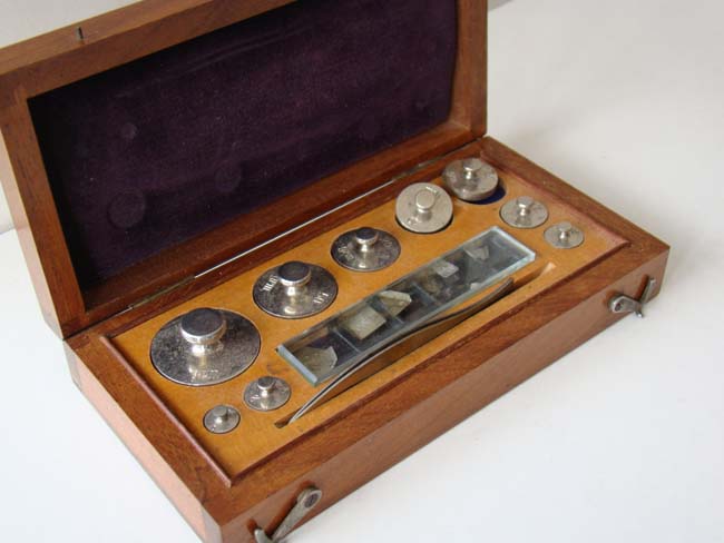 A fine set of jewelers' weights made in Germany and retailed by Arthur H. Thomas of Philadelphia circa 1900.
